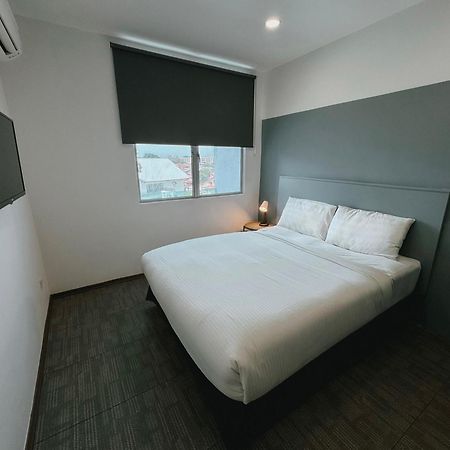The Concept Hotel Melaka City Exterior photo